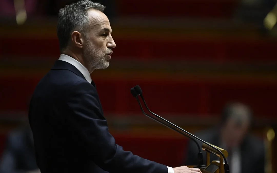 Les propositions chocs d’Emmanuel Grégoire pour « faire la chasse aux mètres carrés disponibles » à Paris